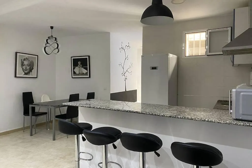 Apartamentos Manrique location